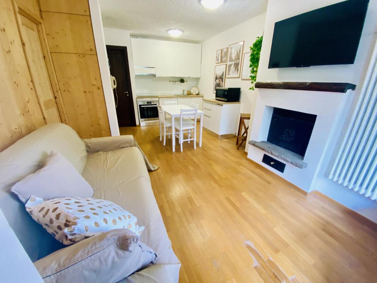 La Finestra Sul Brenta Con Posto Auto Privato Al Centro Di Mad Di Campiglio Cipat O22233-At-O13262 Apartment Folgarida Bagian luar foto