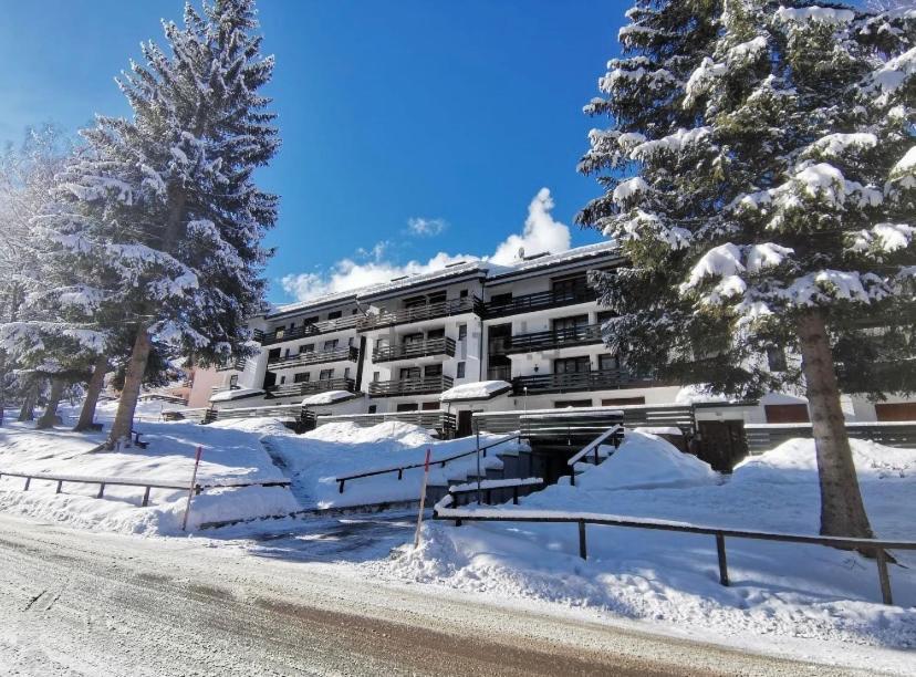 La Finestra Sul Brenta Con Posto Auto Privato Al Centro Di Mad Di Campiglio Cipat O22233-At-O13262 Apartment Folgarida Bagian luar foto